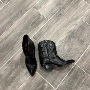 Zodiac Brand 100% leather mid calf western boots. size 7